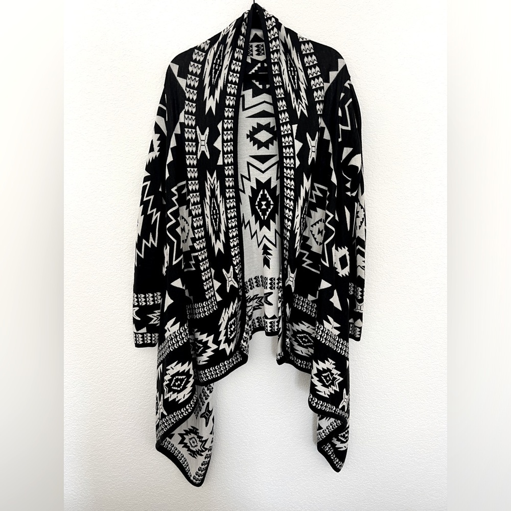 H&M Divided Tribal Pattern Cardigan Size XS